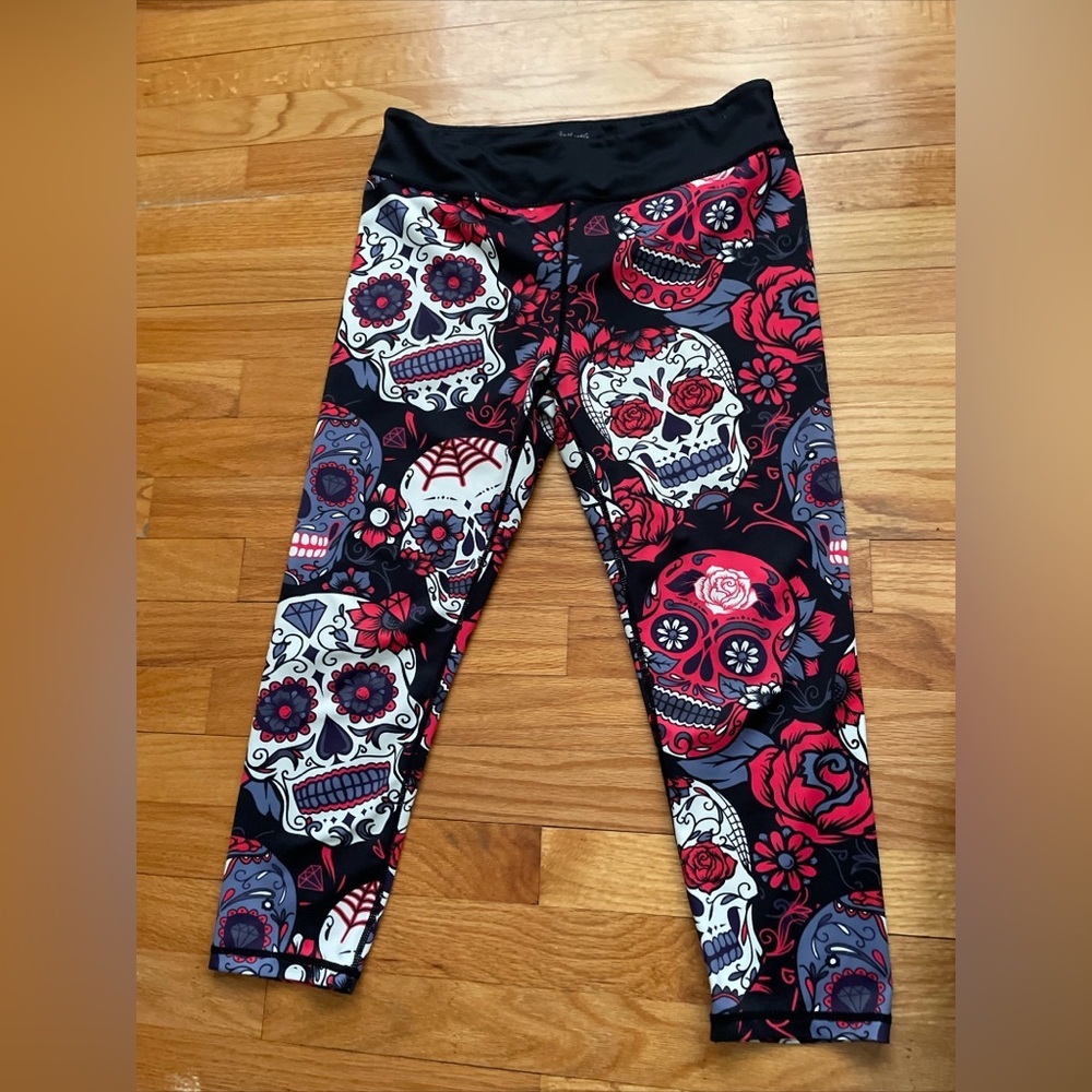 Constantly Varied Capri Leggings B4